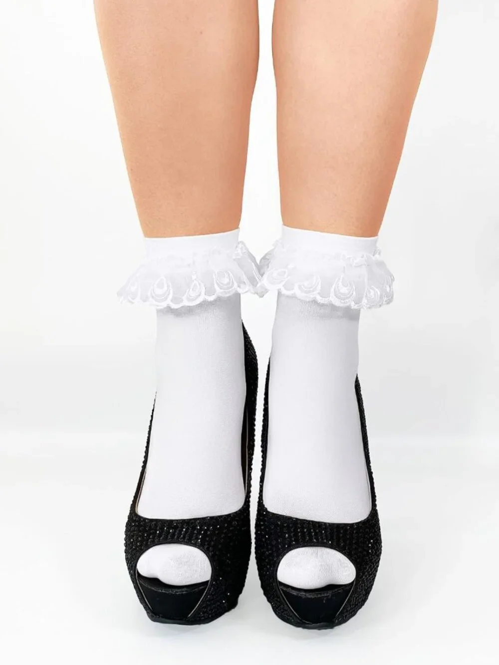Frilly Lace Ruffle Ankle Socks for Women - Stylish Nylon Fashion Footwear